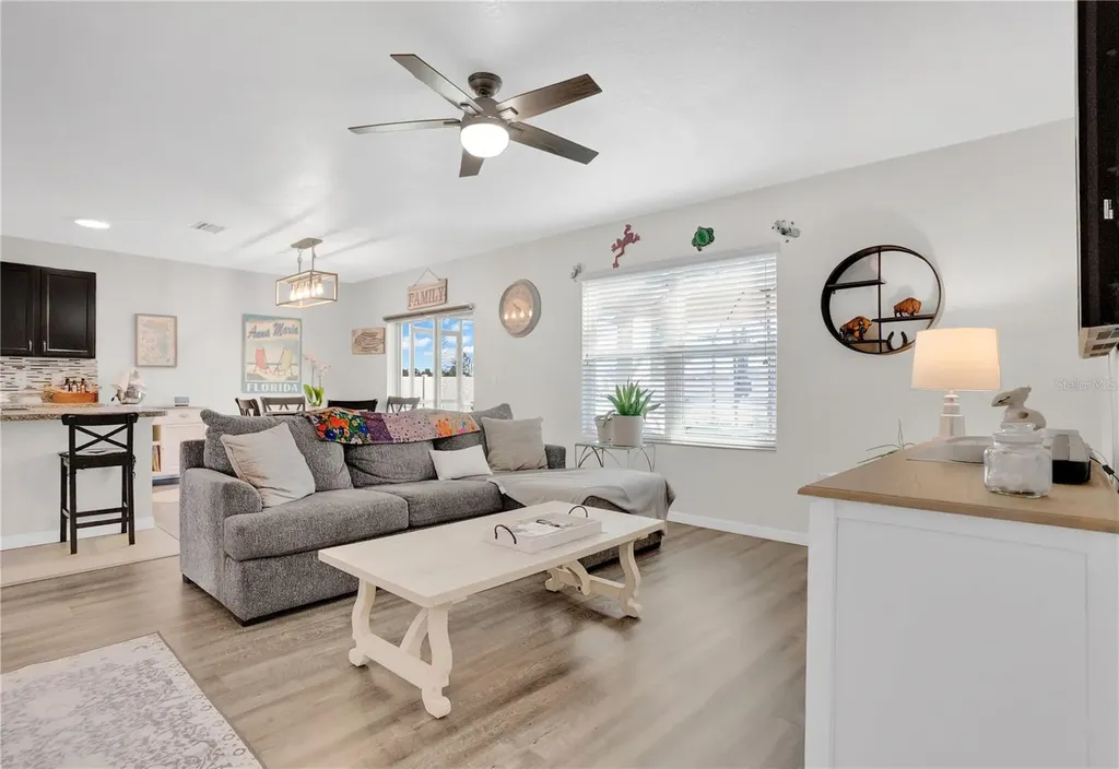 15823 High Bell Place Bradenton FL 34212