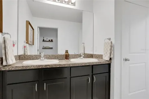 15823 High Bell Place Bradenton FL 34212
