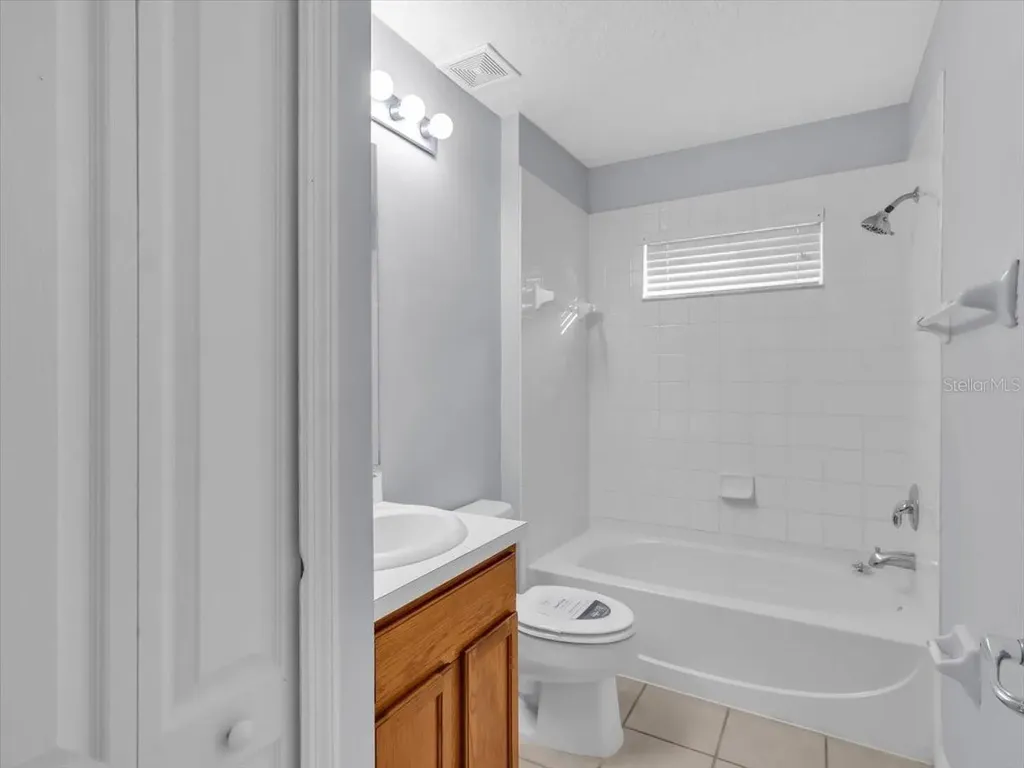 12824 Kings Lake Drive Gibsonton FL 33534