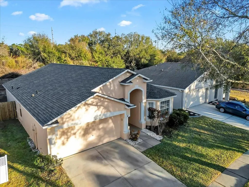 12824 Kings Lake Drive Gibsonton FL 33534