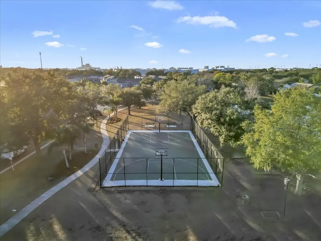 12824 Kings Lake Drive Gibsonton FL 33534