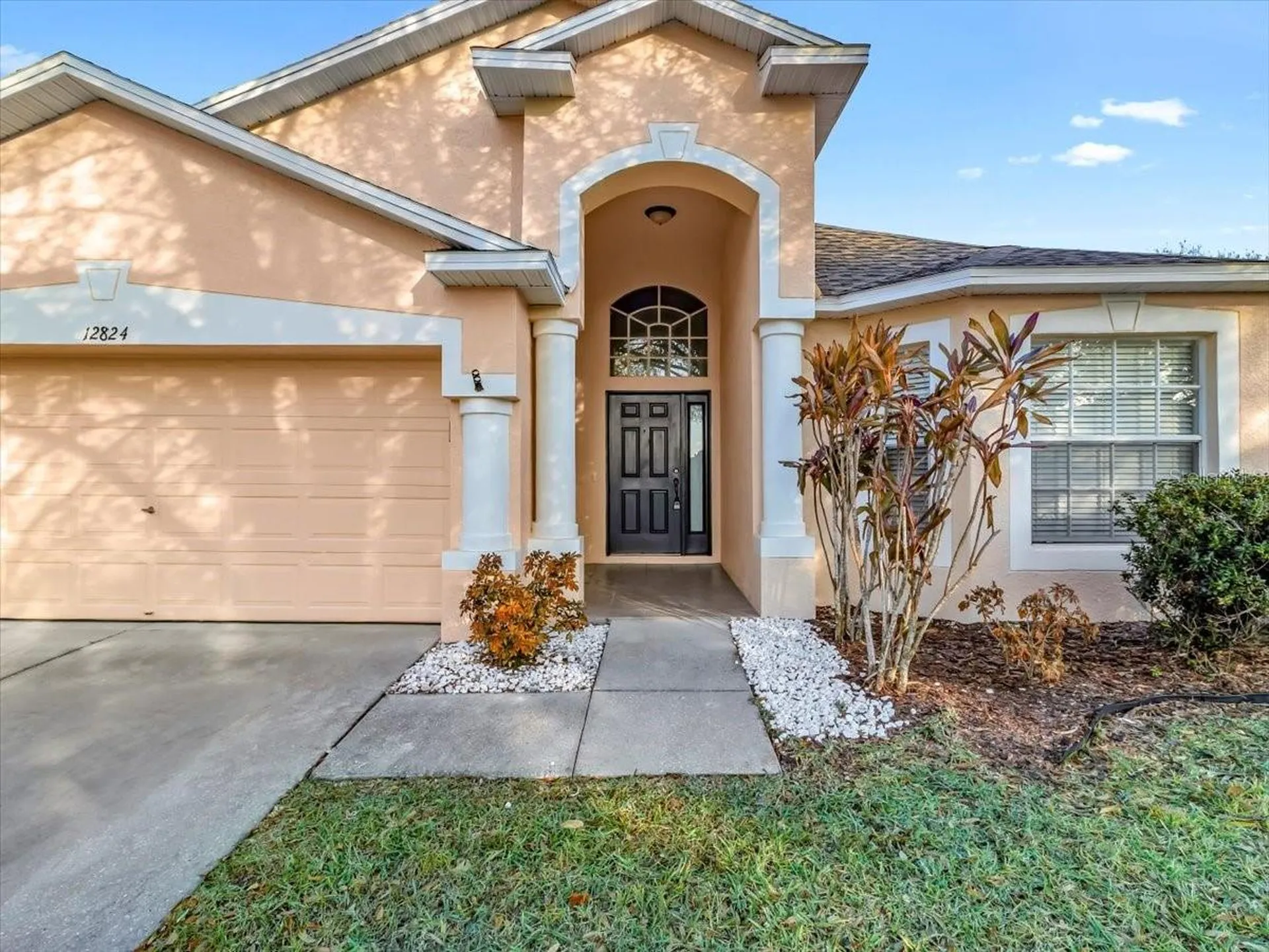 12824 Kings Lake Drive Gibsonton FL 33534