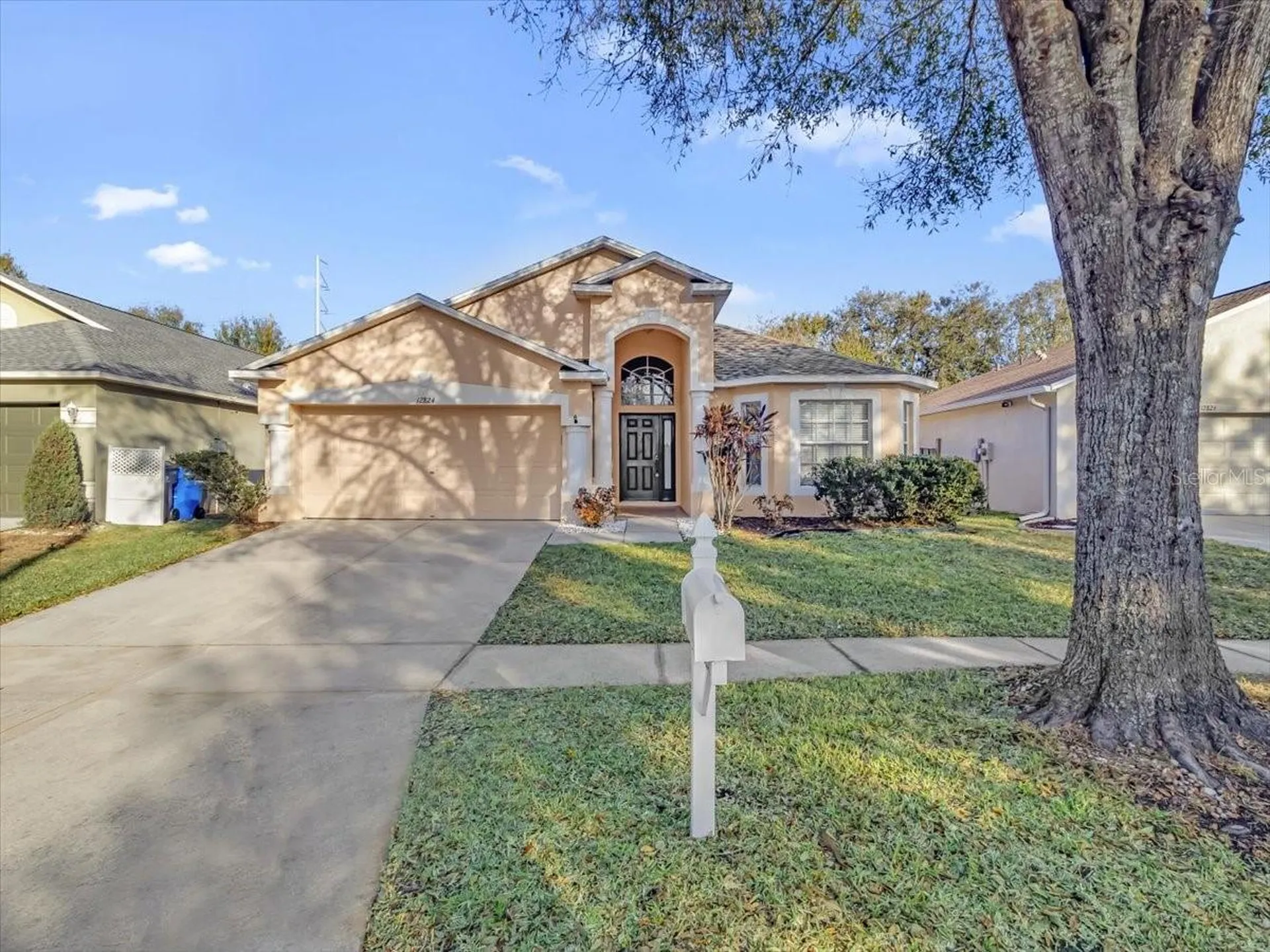 12824 Kings Lake Drive Gibsonton FL 33534