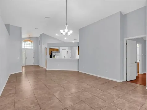 12824 Kings Lake Drive Gibsonton FL 33534