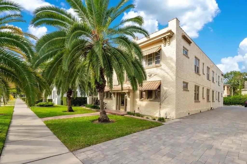 613 E Ridgewood Street Orlando FL 32803