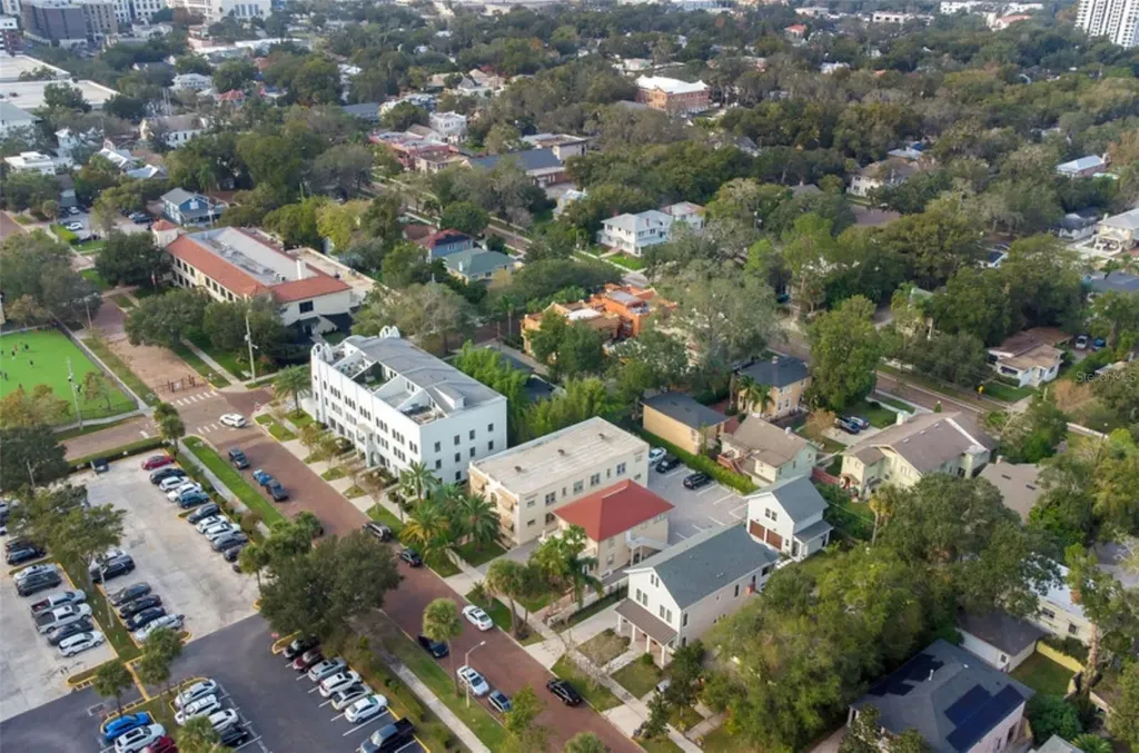 613 E Ridgewood Street Orlando FL 32803