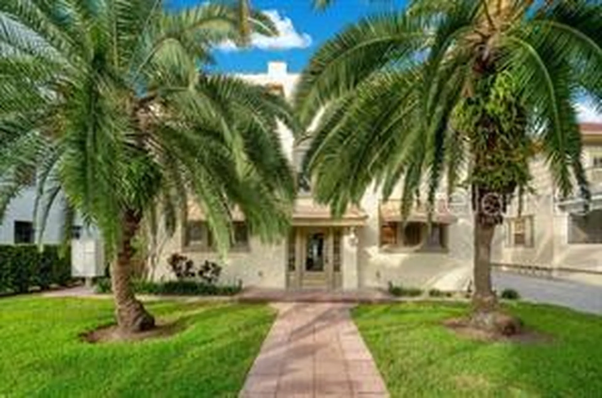 613 E Ridgewood Street Orlando FL 32803