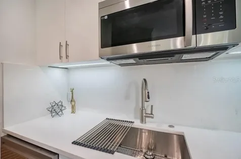 613 E Ridgewood Street Orlando FL 32803