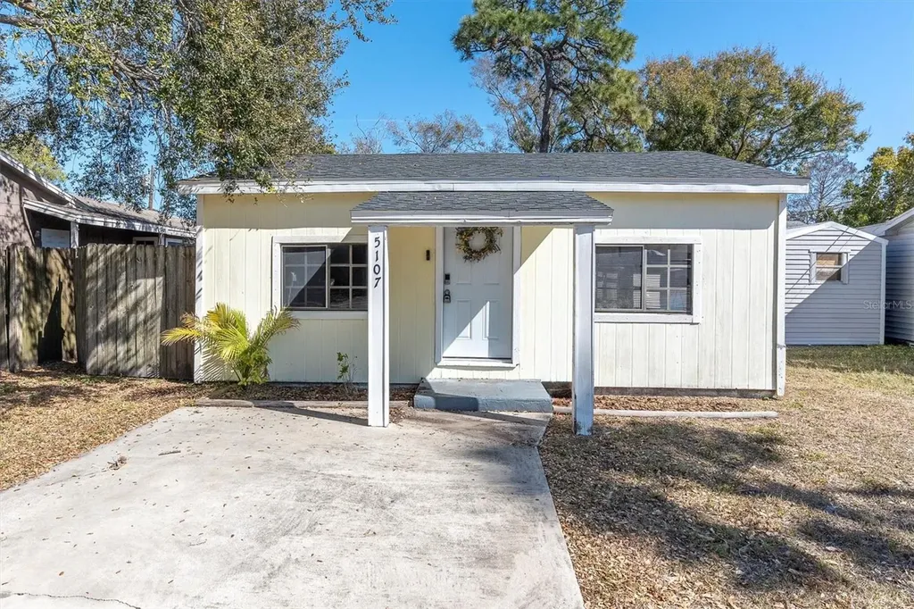 5107 37th Street N St Petersburg FL 33714