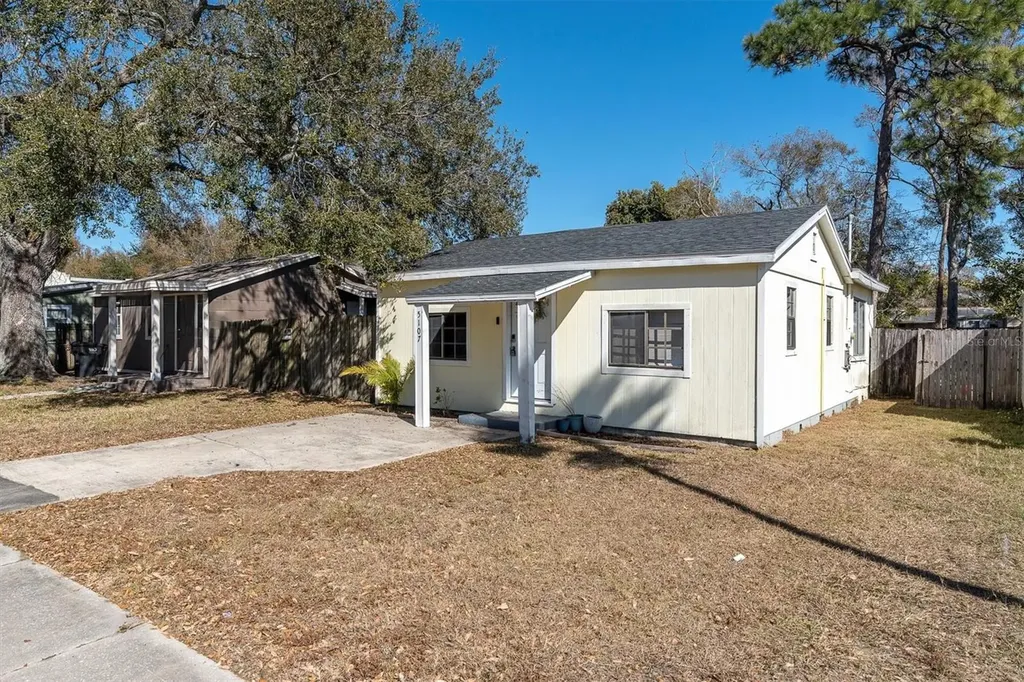5107 37th Street N St Petersburg FL 33714