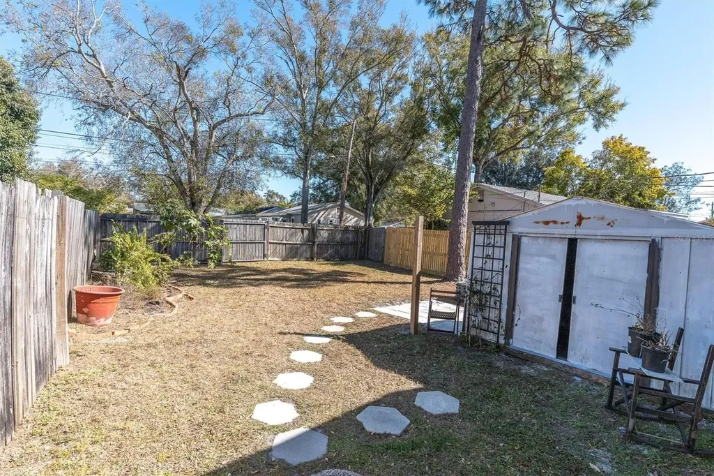 5107 37th Street N St Petersburg FL 33714