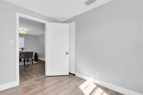 5107 37th Street N St Petersburg FL 33714