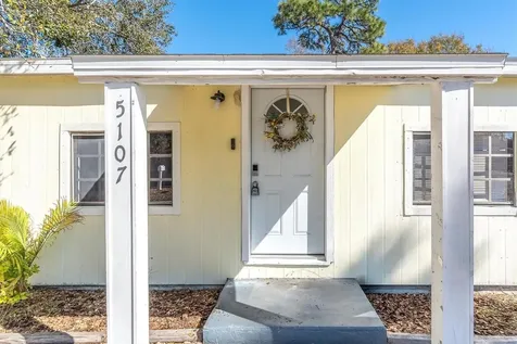 5107 37th Street N St Petersburg FL 33714