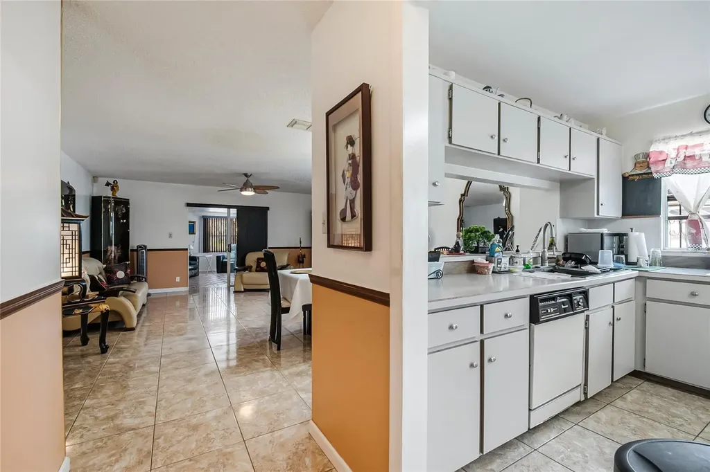 2121 Paprika Drive Orlando FL 32837