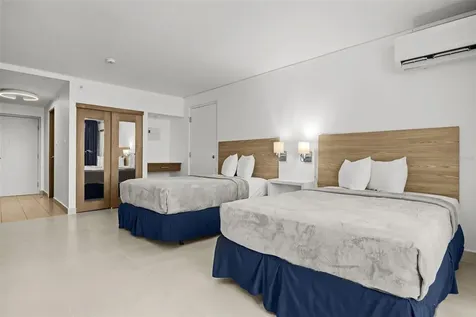 6165 Isla Verde Avenue Carolina PR 00979