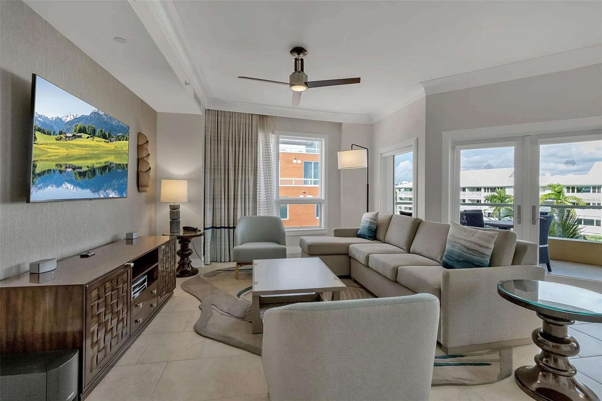 915 Seaside Drive Sarasota FL 34242