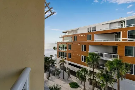 915 Seaside Drive Sarasota FL 34242