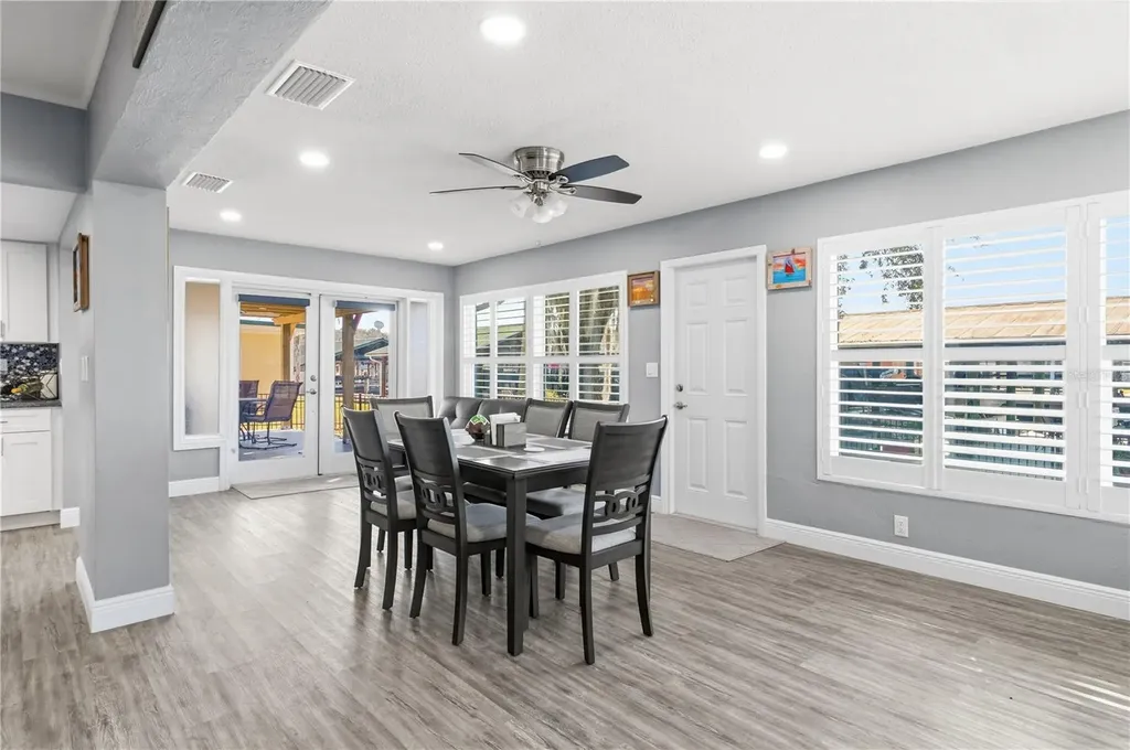 1621 Spring Garden Drive Astor FL 32102