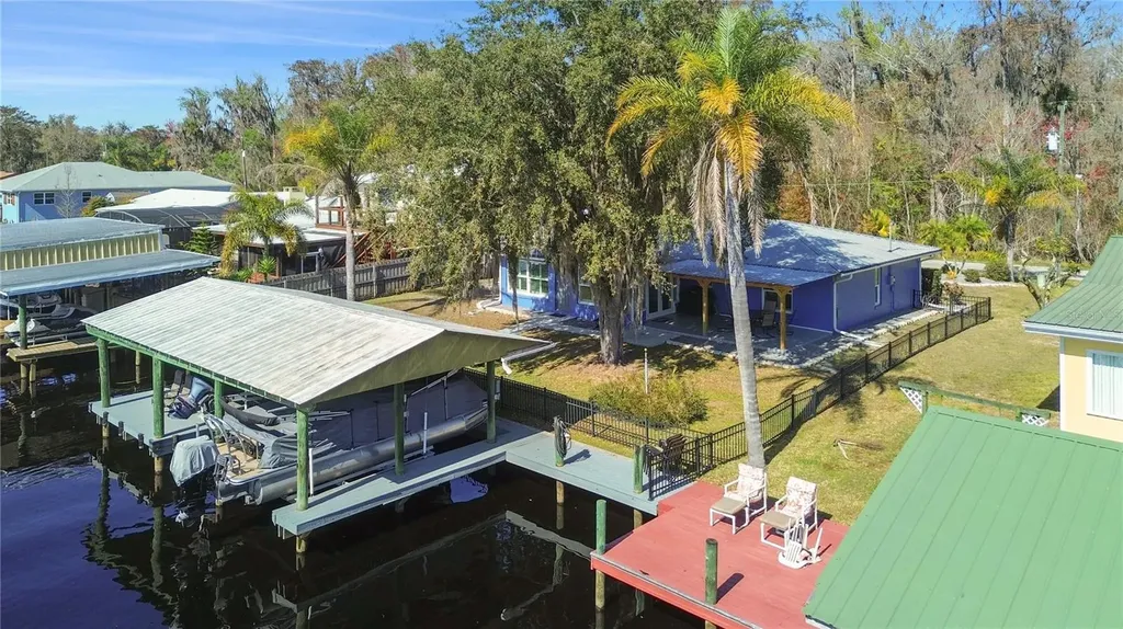 1621 Spring Garden Drive Astor FL 32102