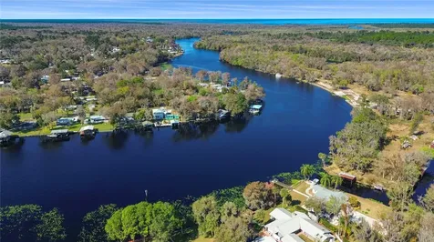 1621 Spring Garden Drive Astor FL 32102