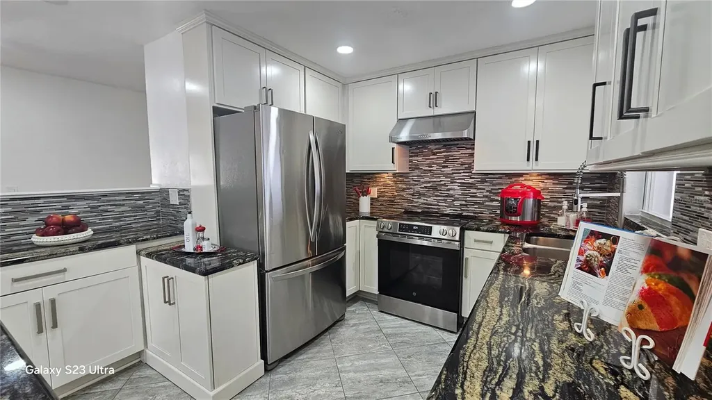1092 N Florida Avenue Tarpon Springs FL 34689