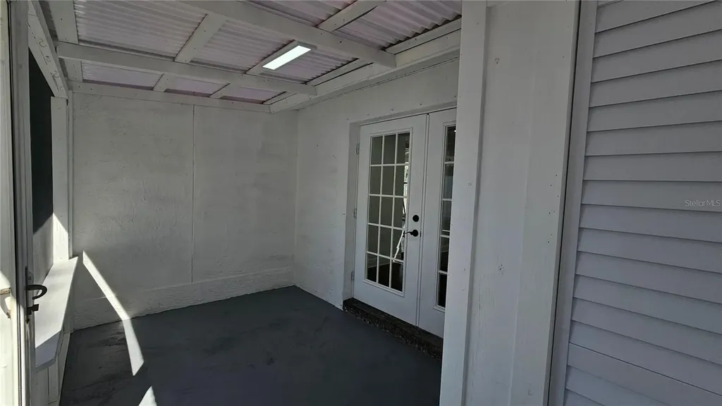 1092 N Florida Avenue Tarpon Springs FL 34689