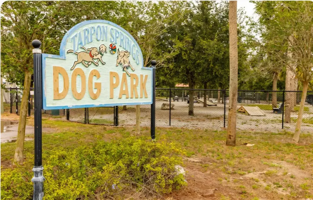 1092 N Florida Avenue Tarpon Springs FL 34689