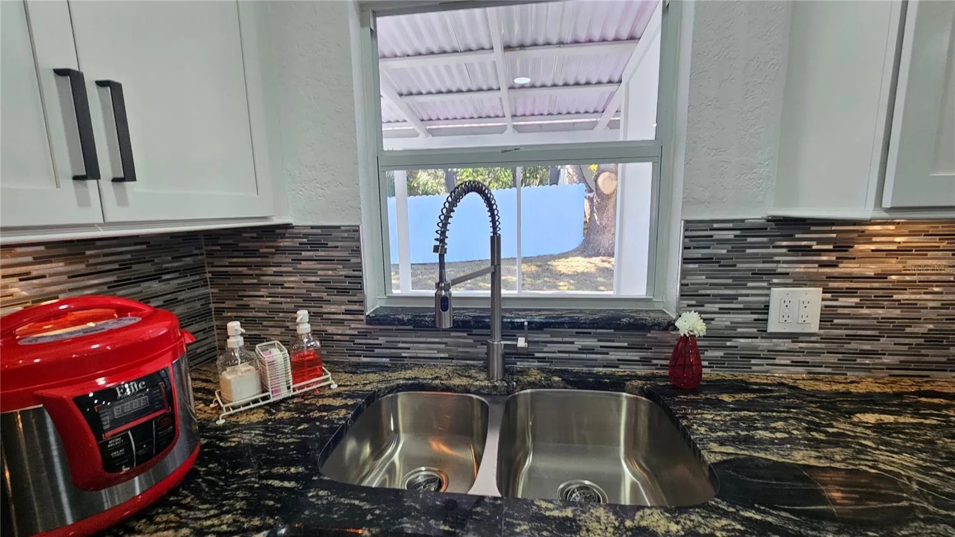 1092 N Florida Avenue Tarpon Springs FL 34689