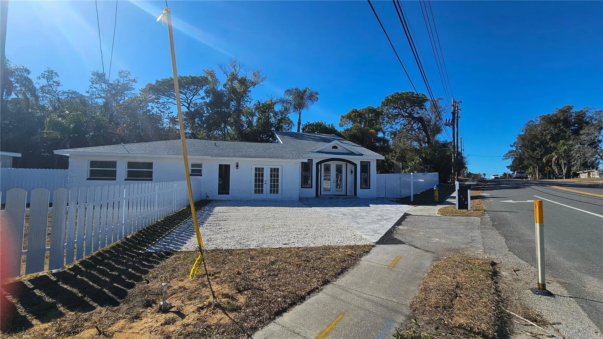 1092 N Florida Avenue Tarpon Springs FL 34689