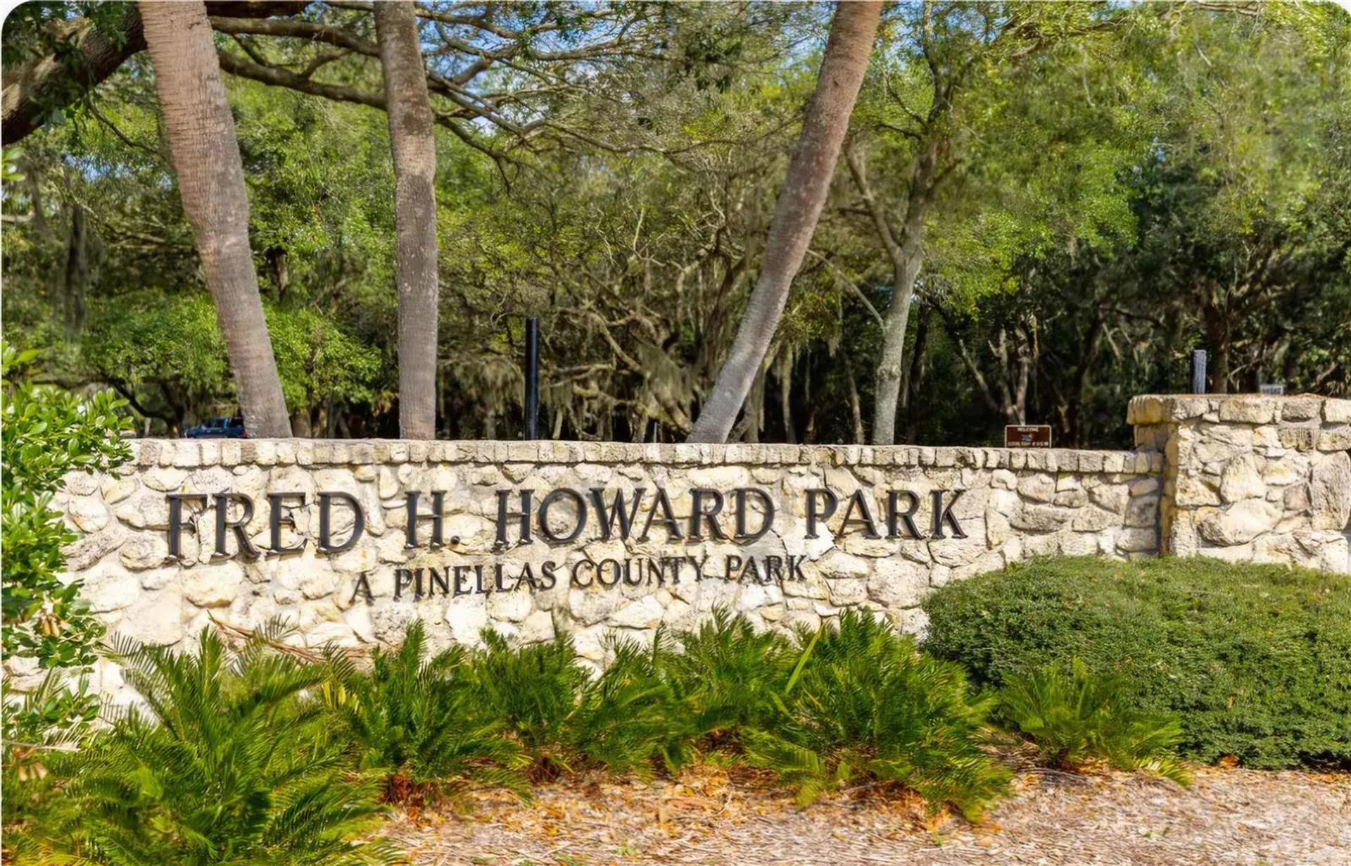 1092 N Florida Avenue Tarpon Springs FL 34689