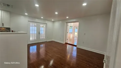 1092 N Florida Avenue Tarpon Springs FL 34689