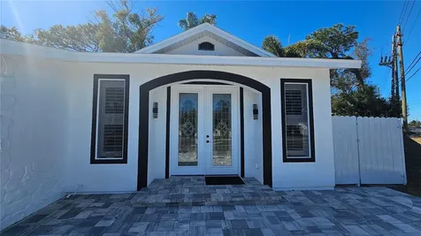 1092 N Florida Avenue Tarpon Springs FL 34689