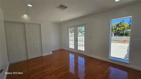 1092 N Florida Avenue Tarpon Springs FL 34689