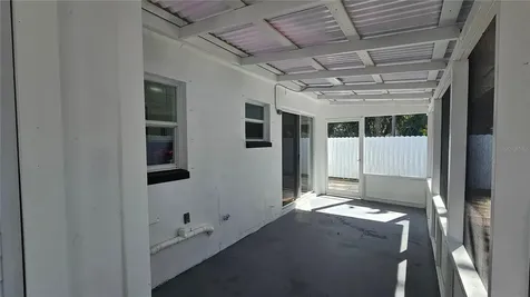 1092 N Florida Avenue Tarpon Springs FL 34689