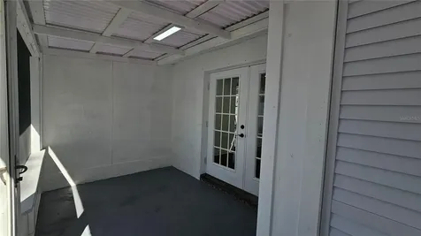 1092 N Florida Avenue Tarpon Springs FL 34689