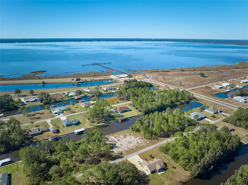 9 Avocado Drive Indian Lake Estates FL 33855