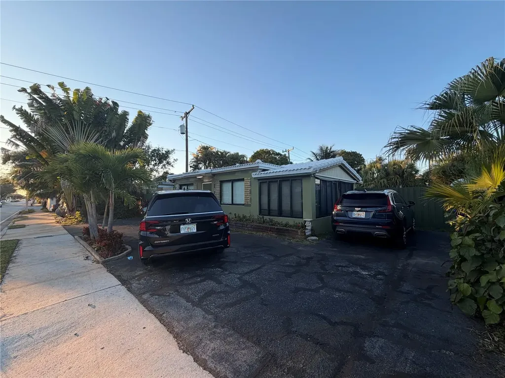 1313 NE 13th Street Fort Lauderdale FL 33304
