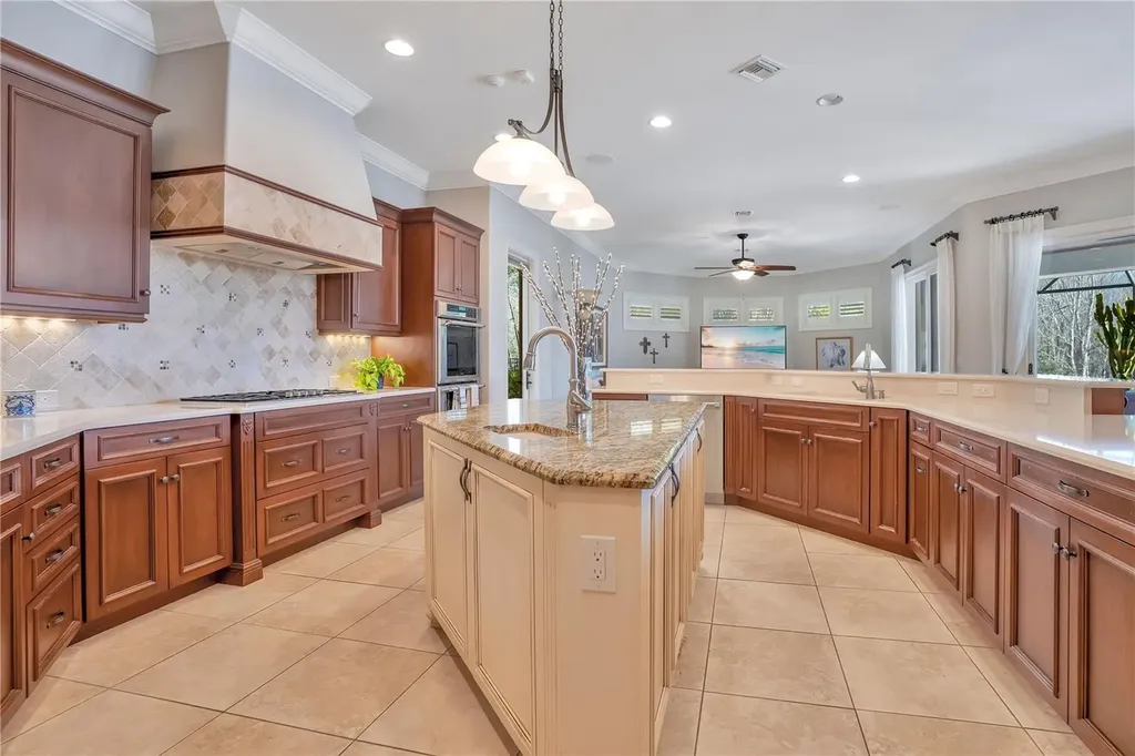 10420 Wittenberg Way Orlando FL 32832