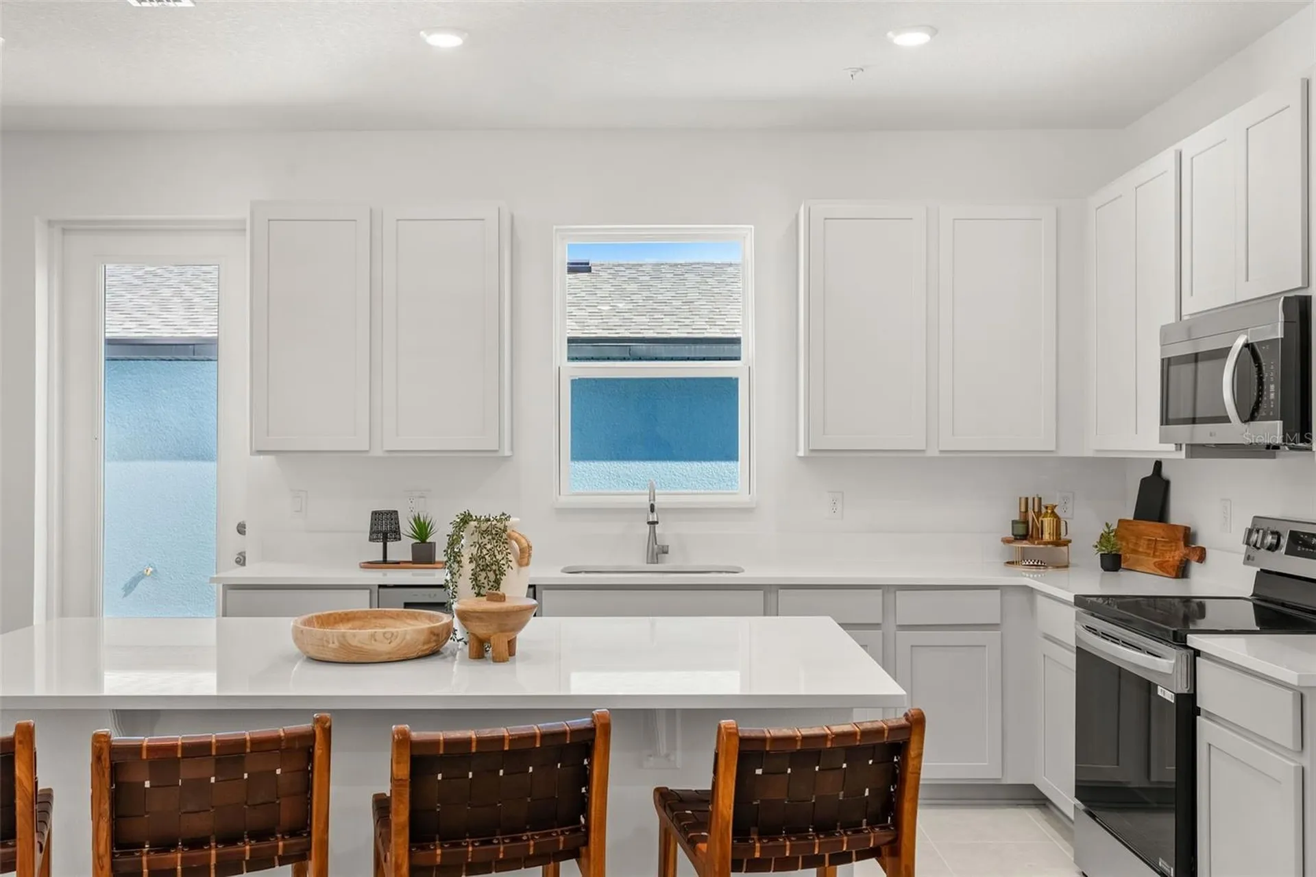718 Blissful Gardens Way Apopka FL 32703