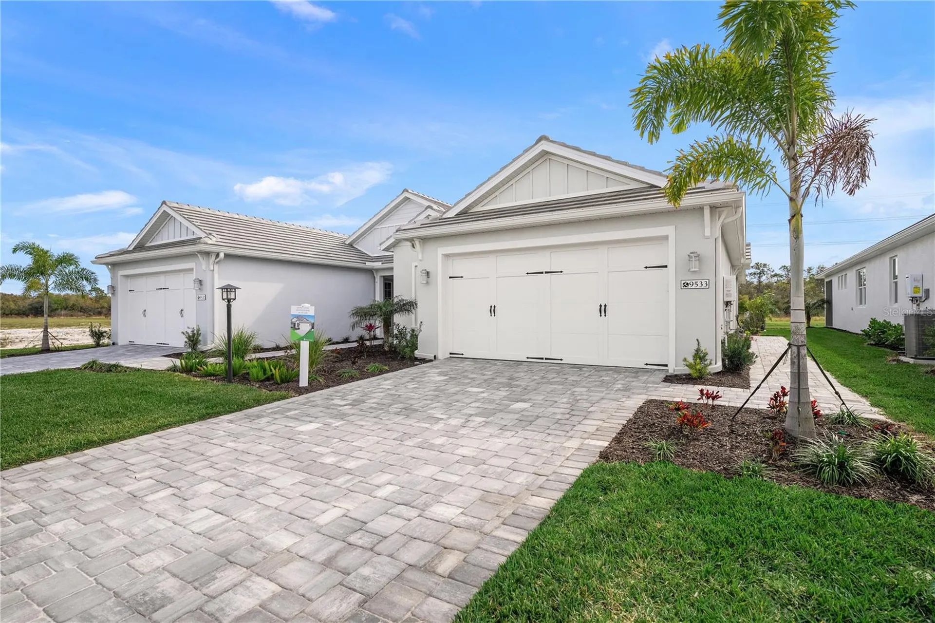 9533 Lunar Dove Drive Sarasota FL 34240