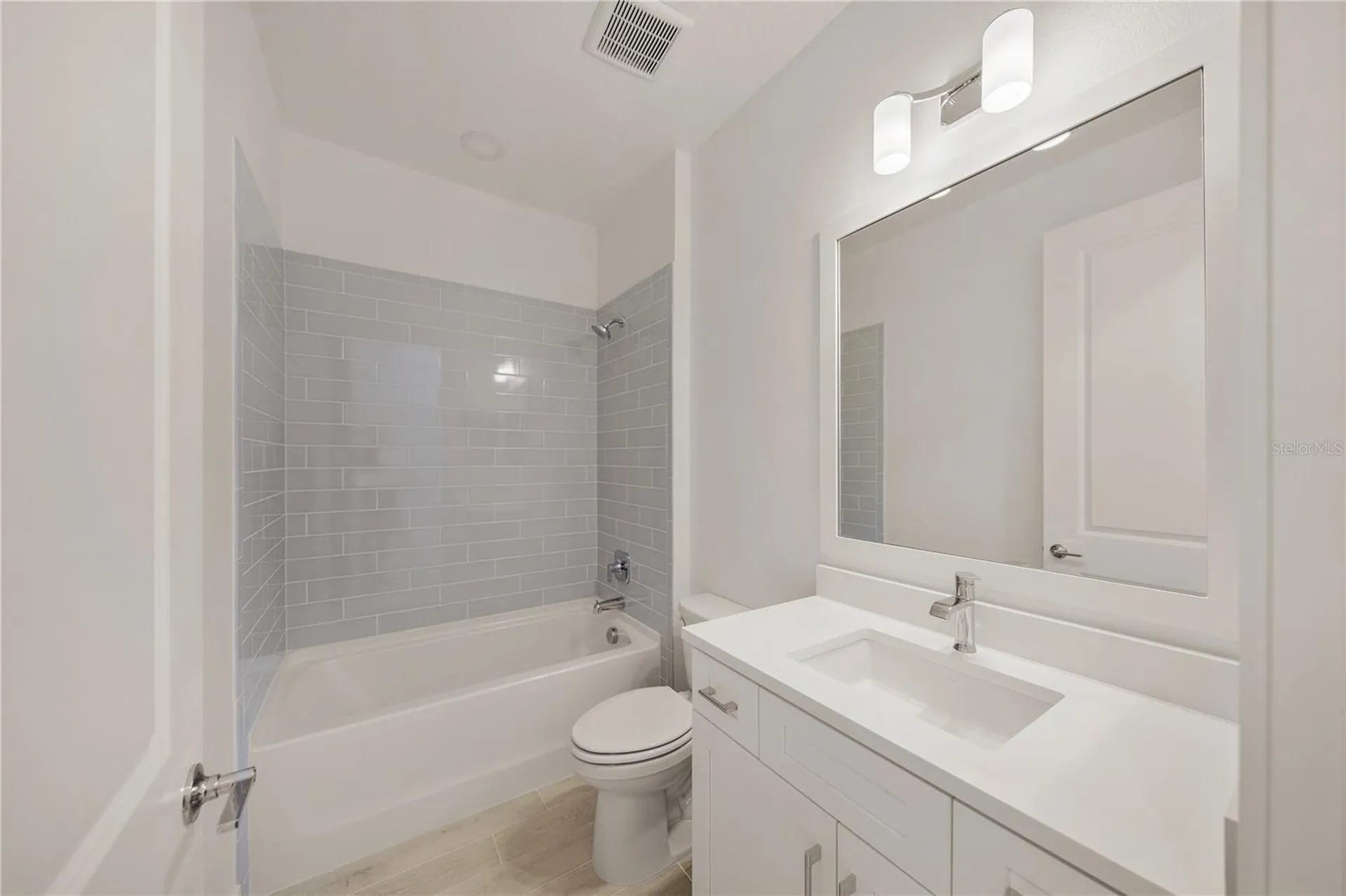 9533 Lunar Dove Drive Sarasota FL 34240