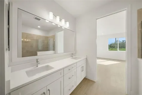 9533 Lunar Dove Drive Sarasota FL 34240
