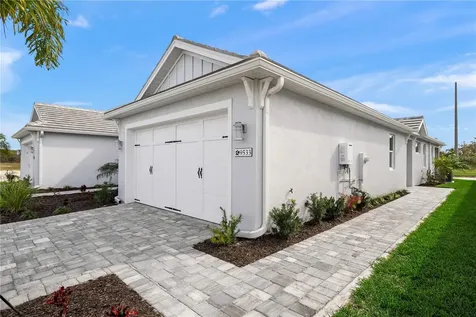 9533 Lunar Dove Drive Sarasota FL 34240