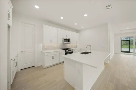 9533 Lunar Dove Drive Sarasota FL 34240