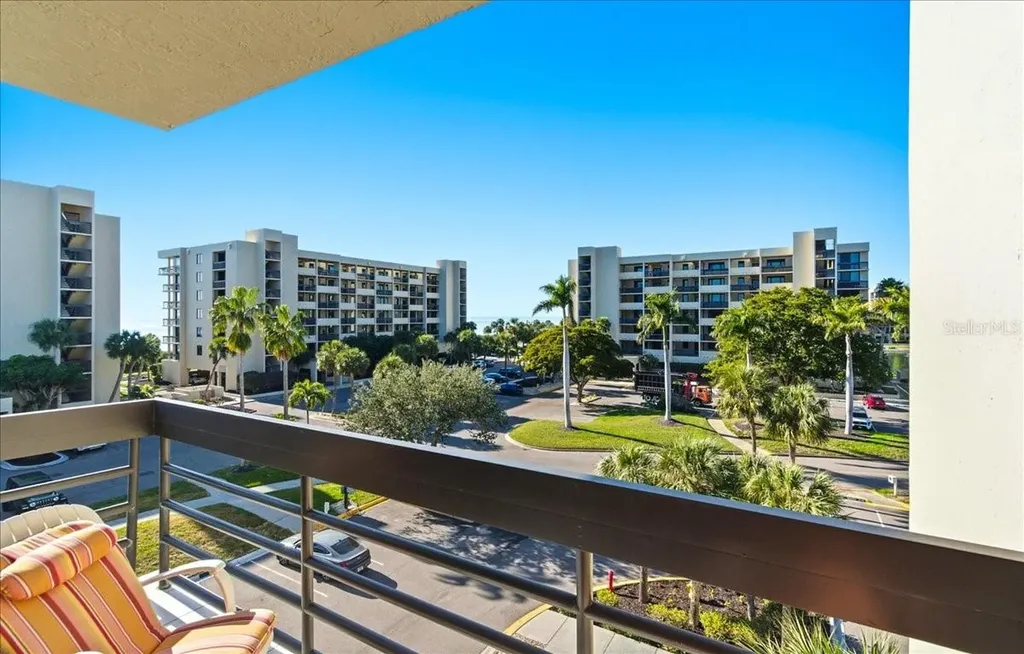 1065 Gulf Of Mexico Drive Longboat Key FL 34228
