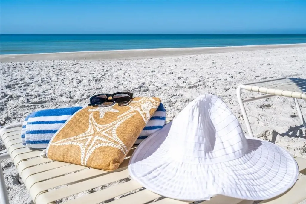 1065 Gulf Of Mexico Drive Longboat Key FL 34228