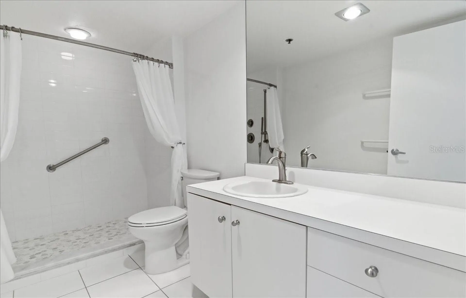 1065 Gulf Of Mexico Drive Longboat Key FL 34228