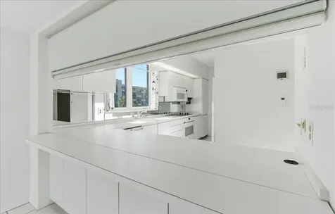 1065 Gulf Of Mexico Drive Longboat Key FL 34228