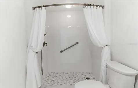 1065 Gulf Of Mexico Drive Longboat Key FL 34228