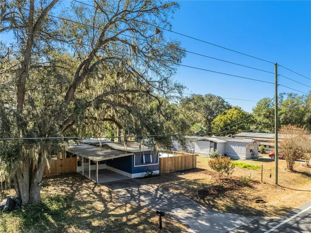 10356 SE Highway 42 Summerfield FL 34491